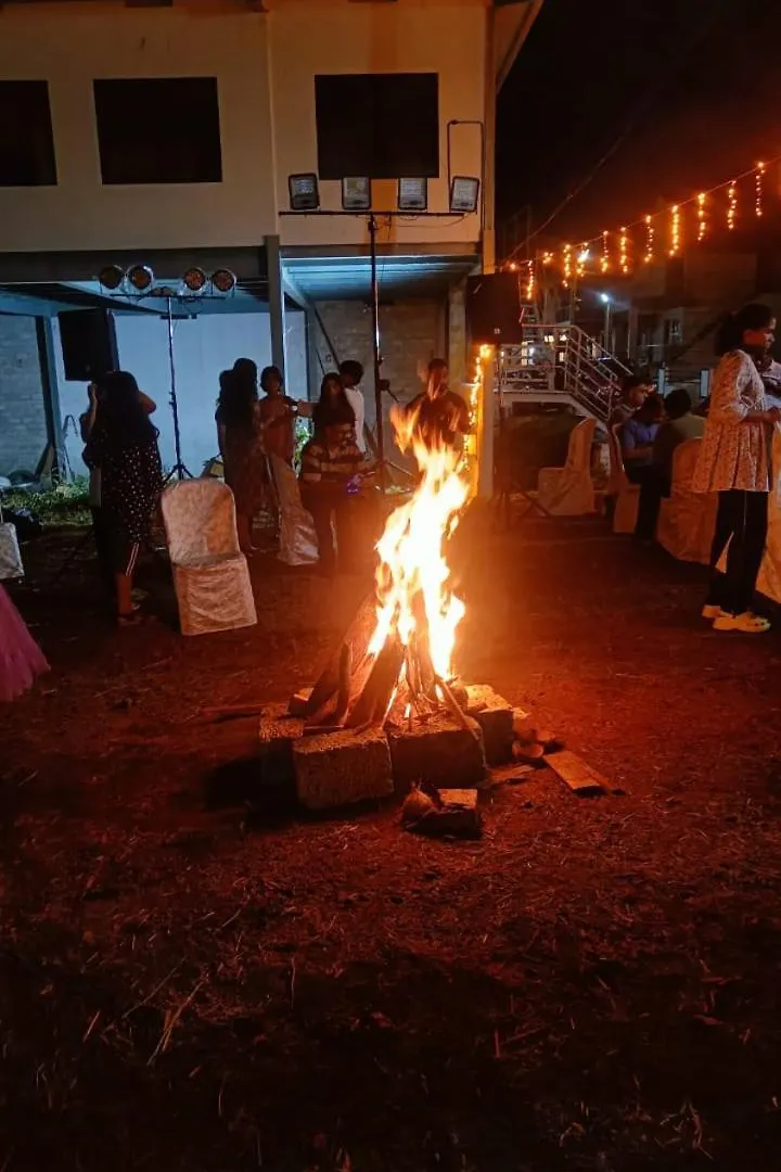 Jackroot Heritage Athirappilly Villa
